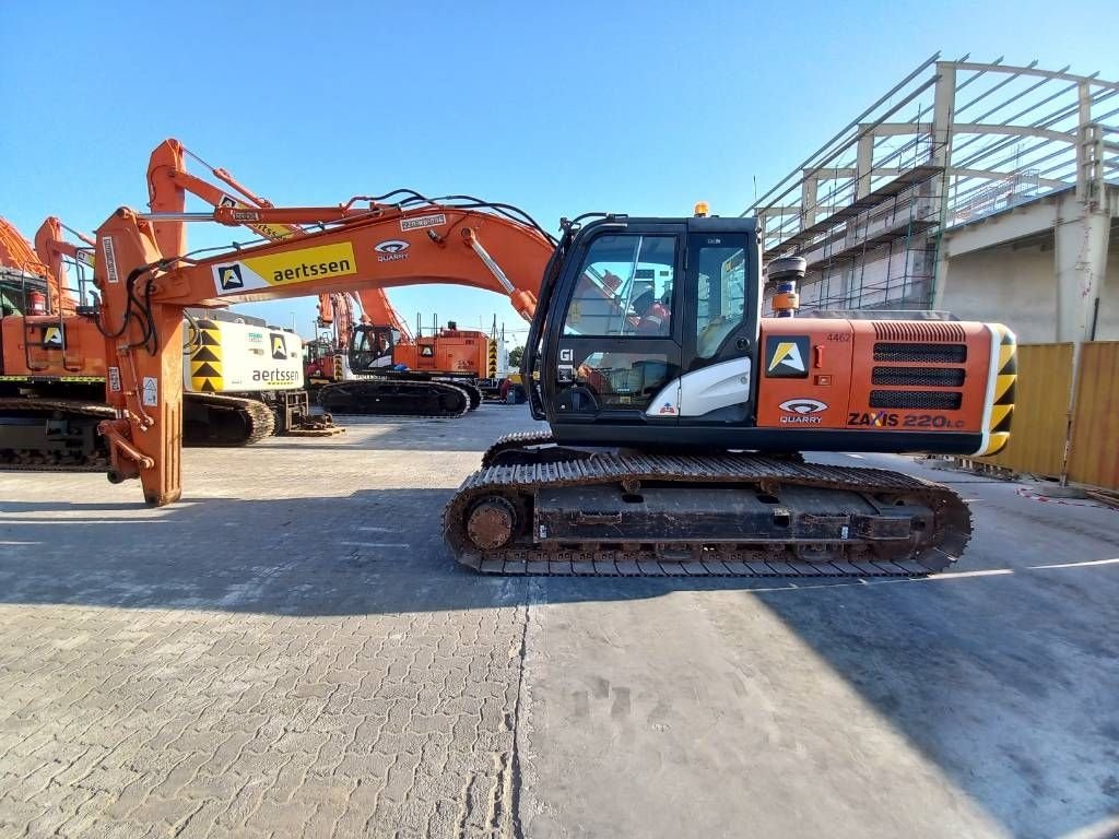 Kettenbagger Türe ait Hitachi ZX220LC (Abu Dhabi), Gebrauchtmaschine içinde Stabroek (resim 10)