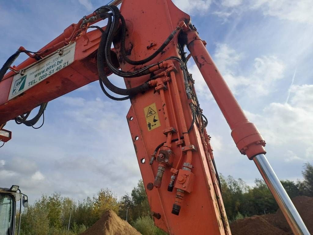 Kettenbagger des Typs Hitachi ZX225USLC-3, Gebrauchtmaschine in Stabroek (Bild 10)