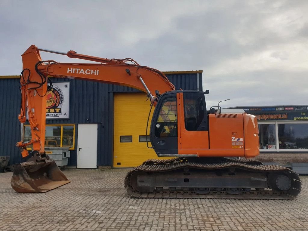 Kettenbagger типа Hitachi ZX225USLC, Gebrauchtmaschine в Krabbendijke (Фотография 1)