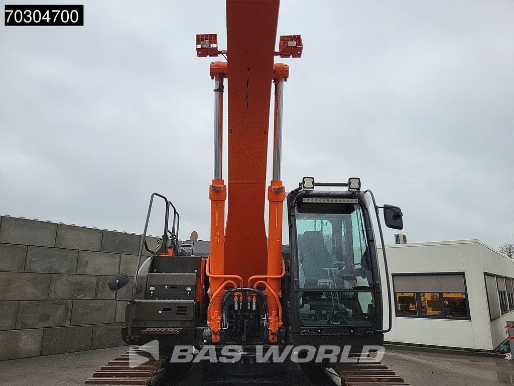 Kettenbagger du type Hitachi ZX300 LC -6 Tiltrotator, Gebrauchtmaschine en Veghel (Photo 9)