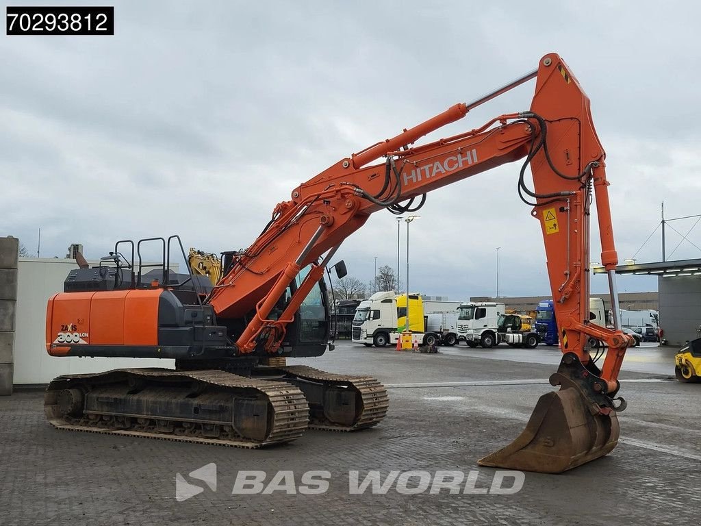 Kettenbagger Türe ait Hitachi ZX300 LCN -6, Gebrauchtmaschine içinde Veghel (resim 8)