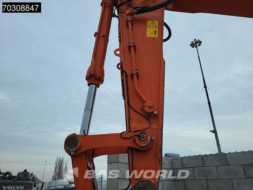 Kettenbagger of the type Hitachi ZX490 LCH -6, Gebrauchtmaschine in Veghel (Picture 11)