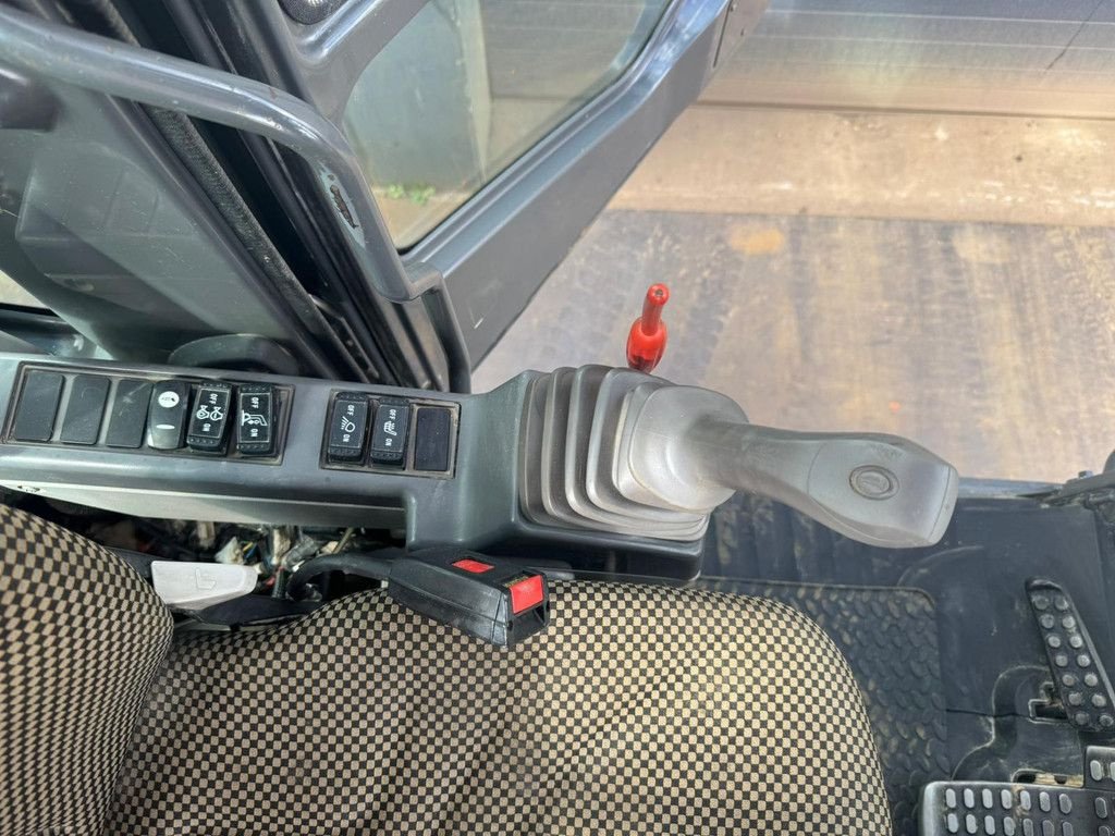 Kettenbagger typu Hitachi ZX670LCH-3, Gebrauchtmaschine v Velddriel (Obrázek 11)