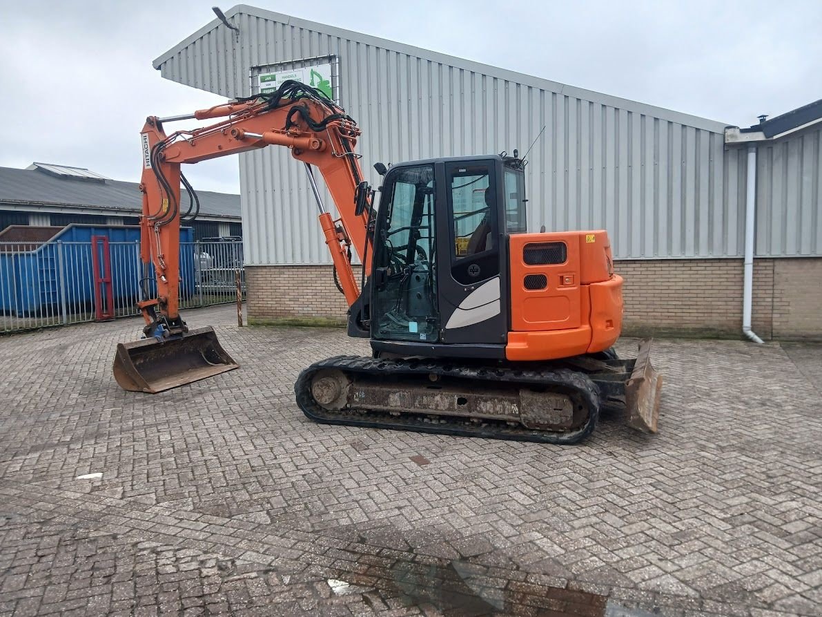 Kettenbagger типа Hitachi ZX85USB-5A, Gebrauchtmaschine в Westwoud (Фотография 2)