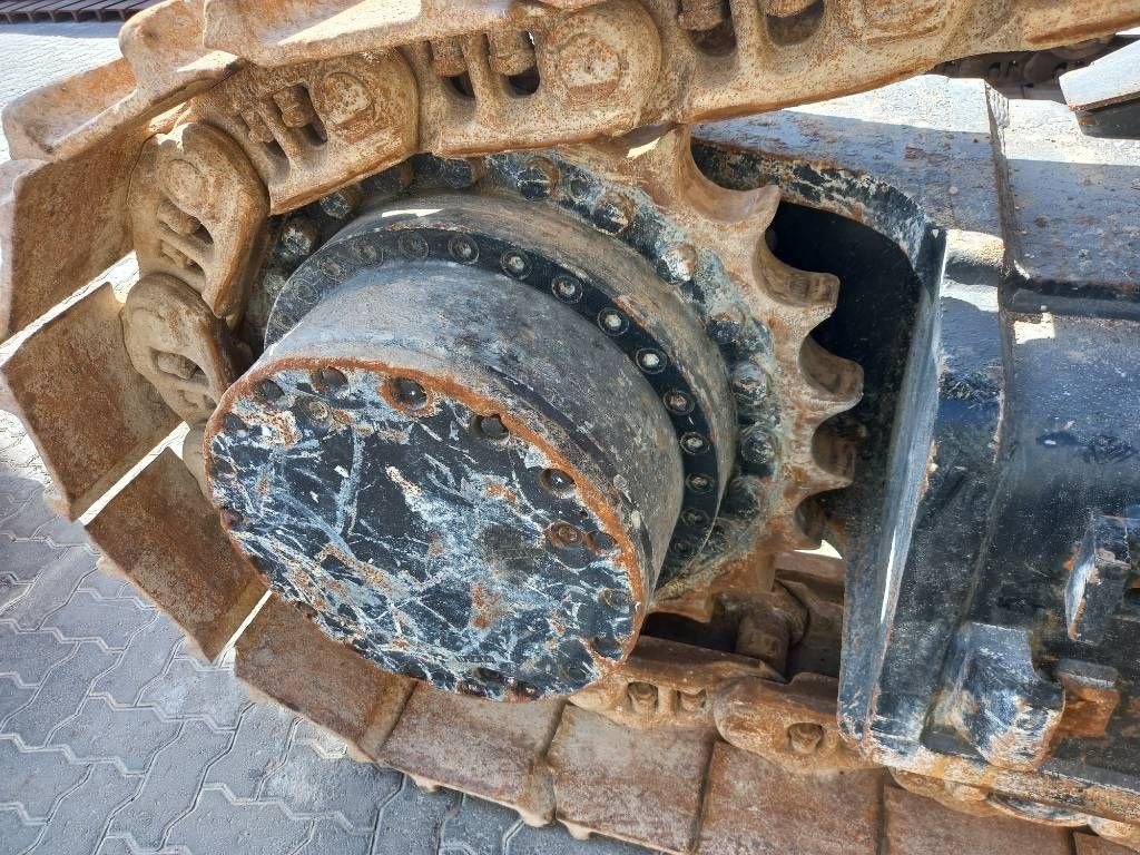 Kettenbagger des Typs Hitachi ZX870LC H-5G (Abu Dhabi), Gebrauchtmaschine in Stabroek (Bild 11)