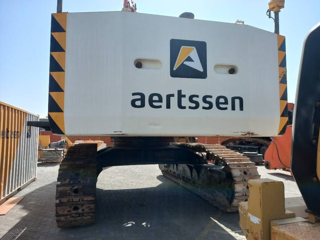 Kettenbagger des Typs Hitachi ZX870LC H-5G (Abu Dhabi), Gebrauchtmaschine in Stabroek (Bild 3)