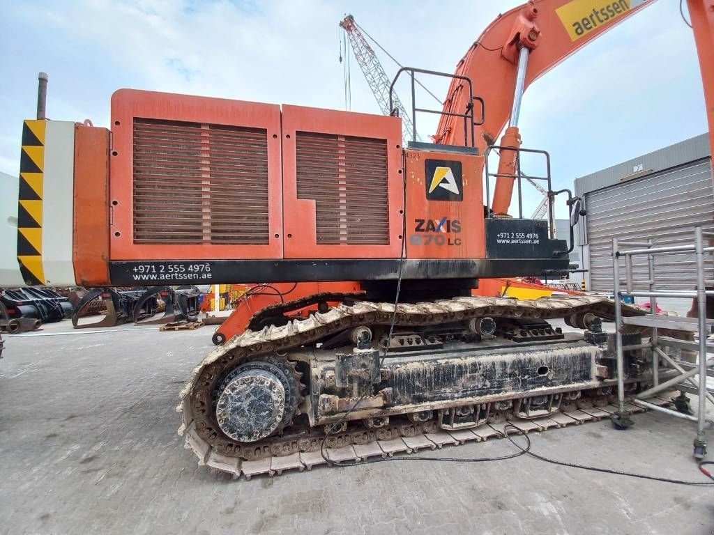 Kettenbagger of the type Hitachi ZX870LC H-5G (Abu Dhabi), Gebrauchtmaschine in Stabroek (Picture 5)