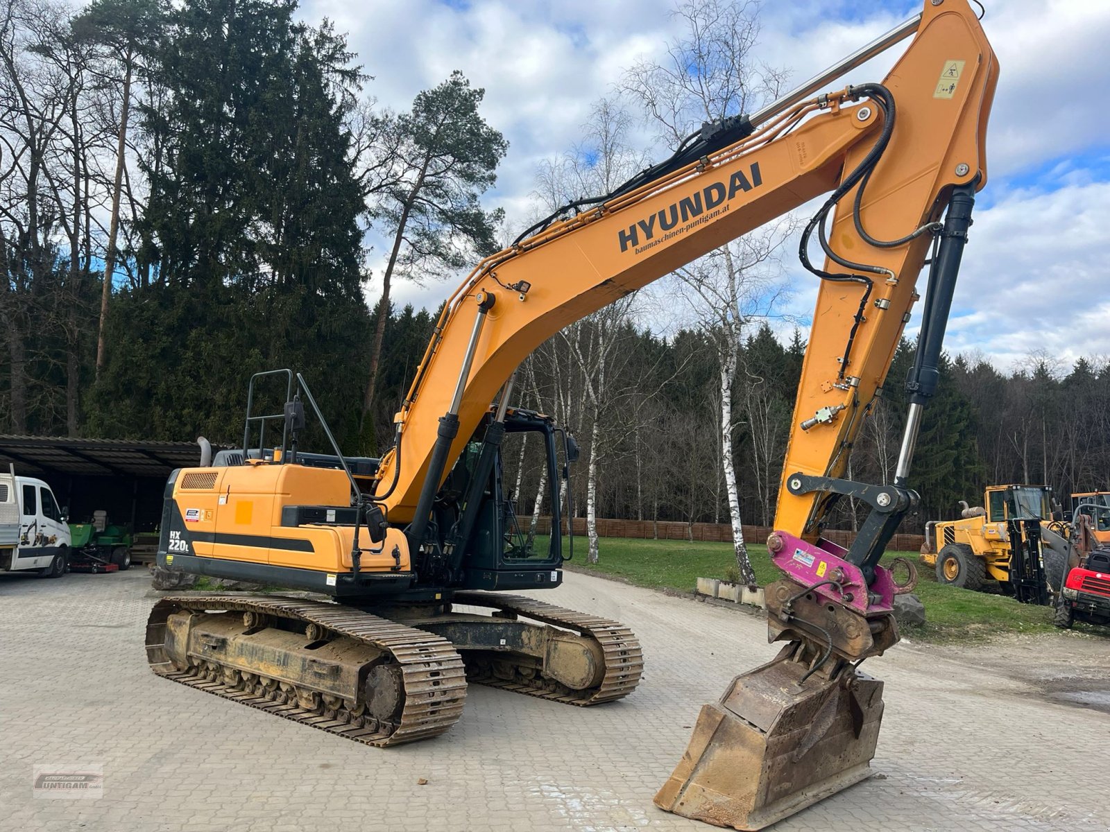 Kettenbagger des Typs Hyundai HX 220L, Gebrauchtmaschine in Deutsch - Goritz (Bild 3)