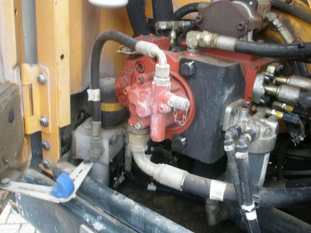 Kettenbagger des Typs Hyundai HX140, Gebrauchtmaschine in Barneveld (Bild 5)