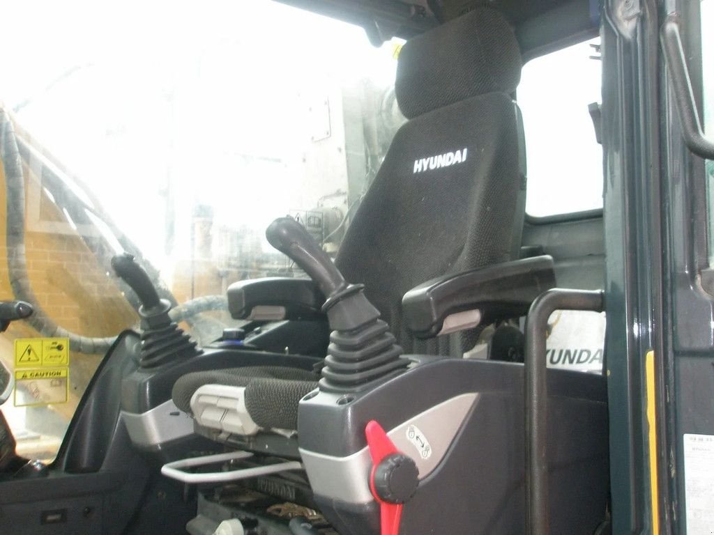 Kettenbagger tip Hyundai HX140, Gebrauchtmaschine in Barneveld (Poză 7)