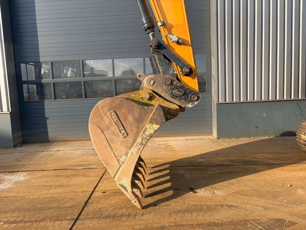 Kettenbagger типа Hyundai HX220L, Gebrauchtmaschine в Velddriel (Фотография 10)