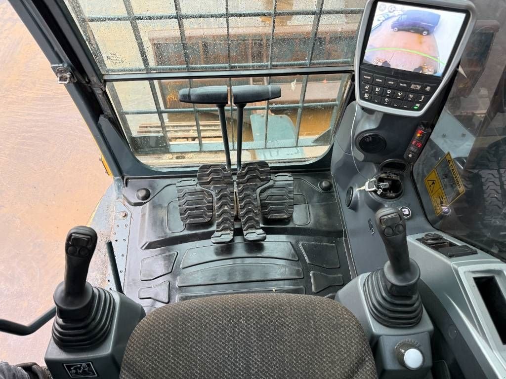 Kettenbagger za tip Hyundai HX235 LCR - Extra Bucket / Automatic Greasing, Gebrauchtmaschine u Veldhoven (Slika 10)