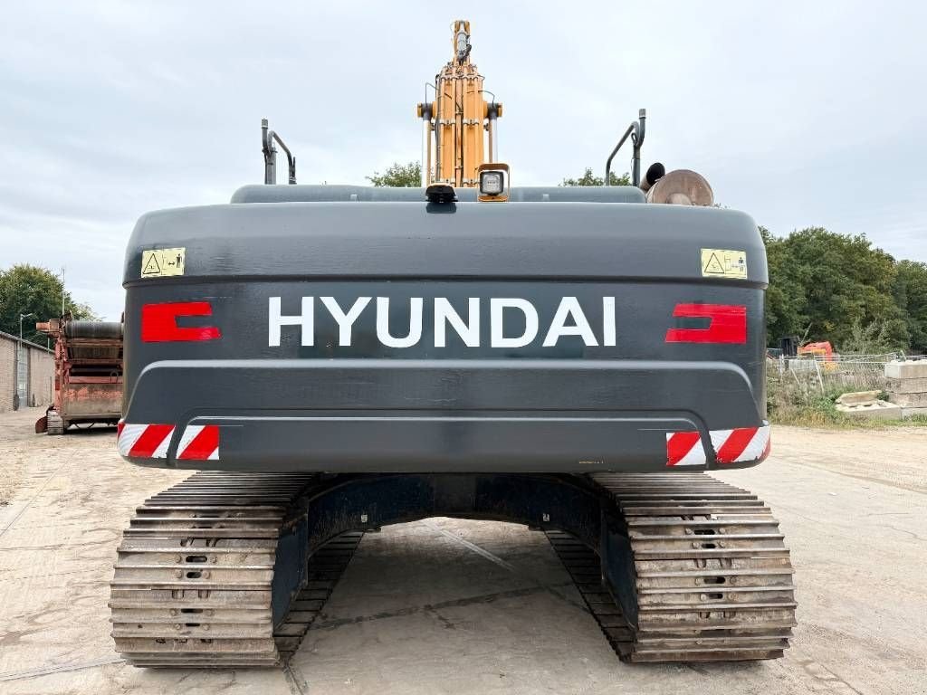 Kettenbagger des Typs Hyundai HX300LR 18m Long Reach - 2 Units Available!, Gebrauchtmaschine in Veldhoven (Bild 3)