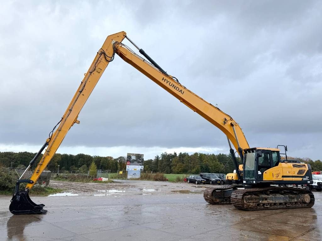 Kettenbagger typu Hyundai HX300LR - 18m Long Reach / Auto Greasing, Gebrauchtmaschine v Veldhoven (Obrázek 1)