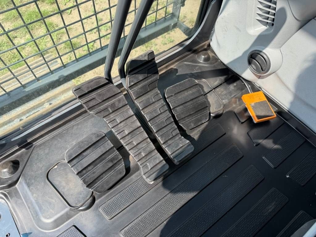 Kettenbagger typu Hyundai HX360L - New / Unused / Hammer Lines, Gebrauchtmaschine v Veldhoven (Obrázek 11)