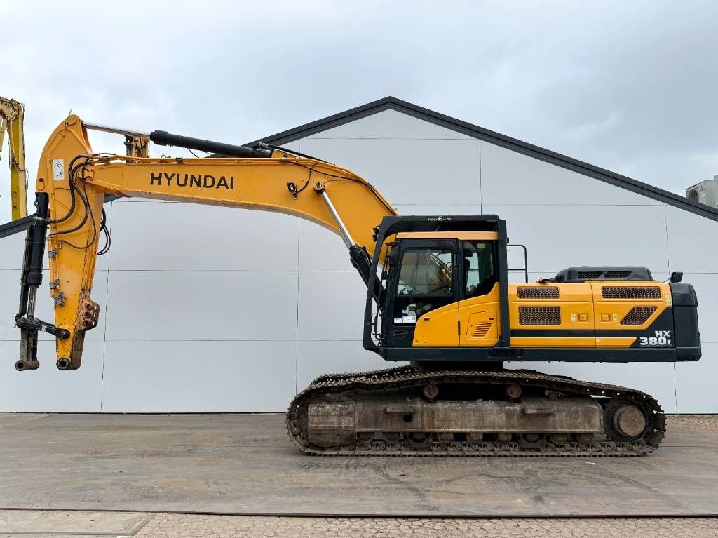 Kettenbagger typu Hyundai HX380LC - Rock Quard / Hammer Lines / 360&deg; Camera, Gebrauchtmaschine v Veldhoven (Obrázek 1)