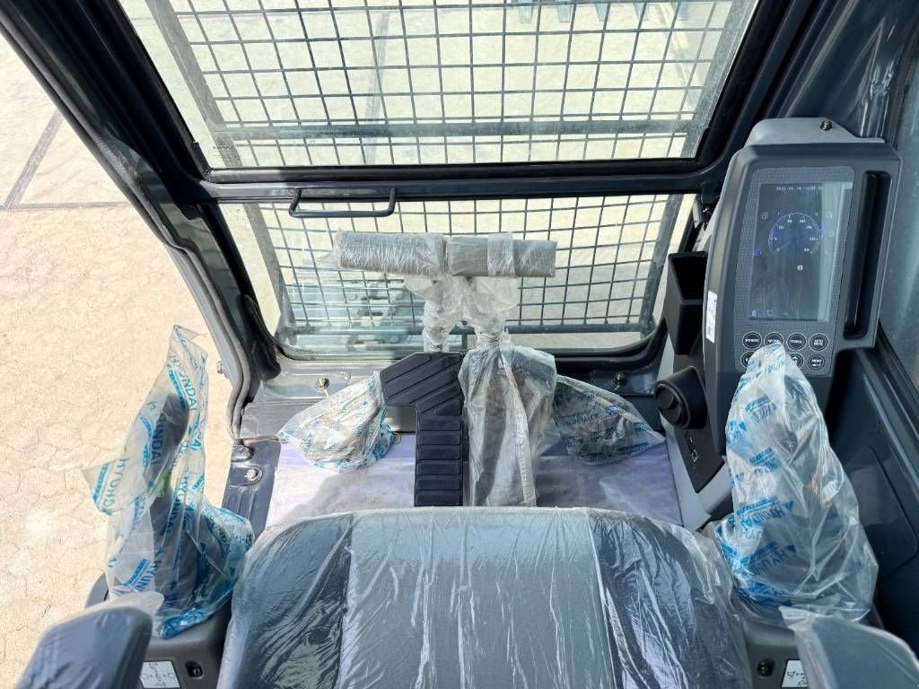Kettenbagger του τύπου Hyundai R215 Smart Plus *2025 Model* - New / Unused, Gebrauchtmaschine σε Veldhoven (Φωτογραφία 10)