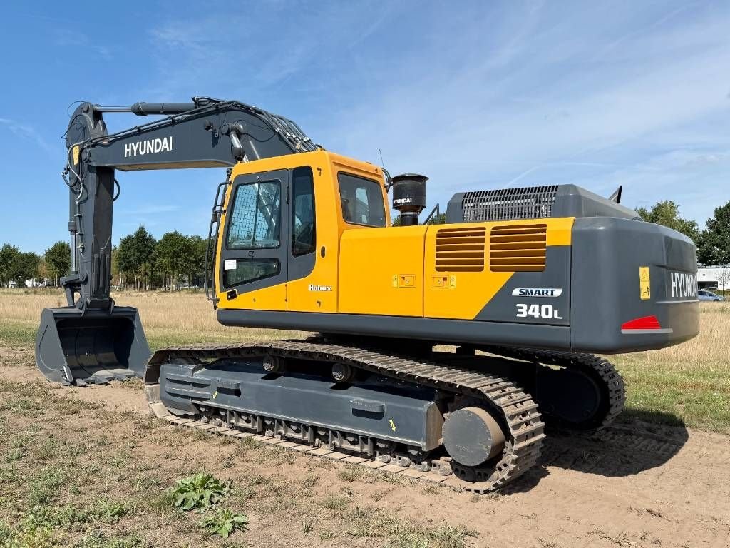 Kettenbagger типа Hyundai R340L Smart - New / Unused / Hammer Lines, Gebrauchtmaschine в Veldhoven (Фотография 3)