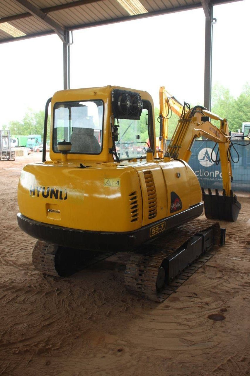 Kettenbagger vrste Hyundai R55-7, Gebrauchtmaschine v Antwerpen (Slika 5)