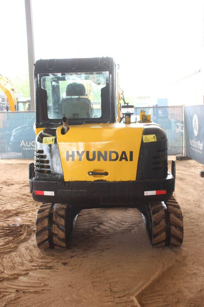 Kettenbagger typu Hyundai R60-7, Gebrauchtmaschine v Antwerpen (Obrázek 4)