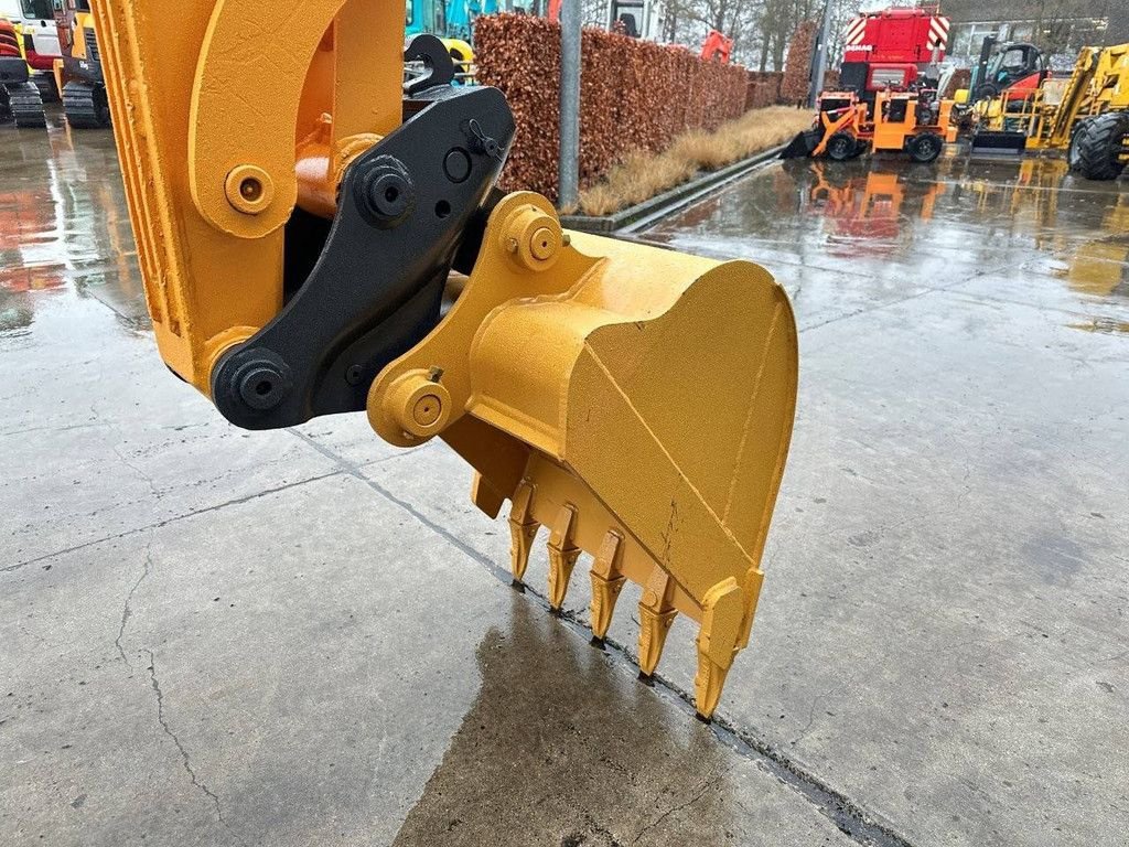 Kettenbagger del tipo Hyundai R60VS, Gebrauchtmaschine In Antwerpen (Immagine 11)