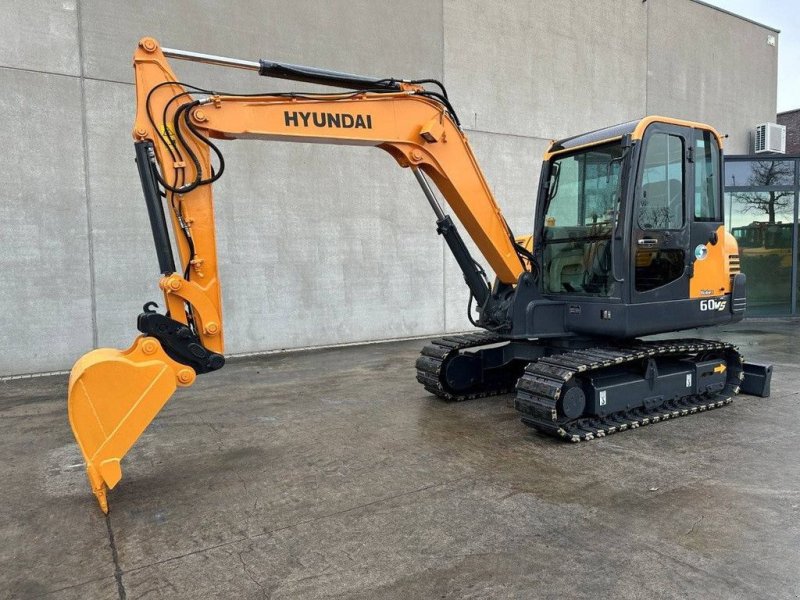 Kettenbagger des Typs Hyundai R60VS, Gebrauchtmaschine in Antwerpen (Bild 1)