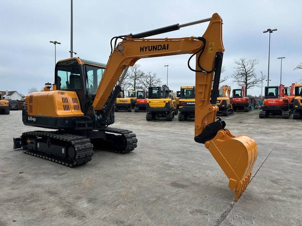 Kettenbagger des Typs Hyundai R60VS, Gebrauchtmaschine in Antwerpen (Bild 3)