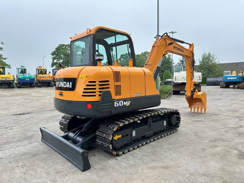 Kettenbagger del tipo Hyundai R60VS, Gebrauchtmaschine en Antwerpen (Imagen 4)