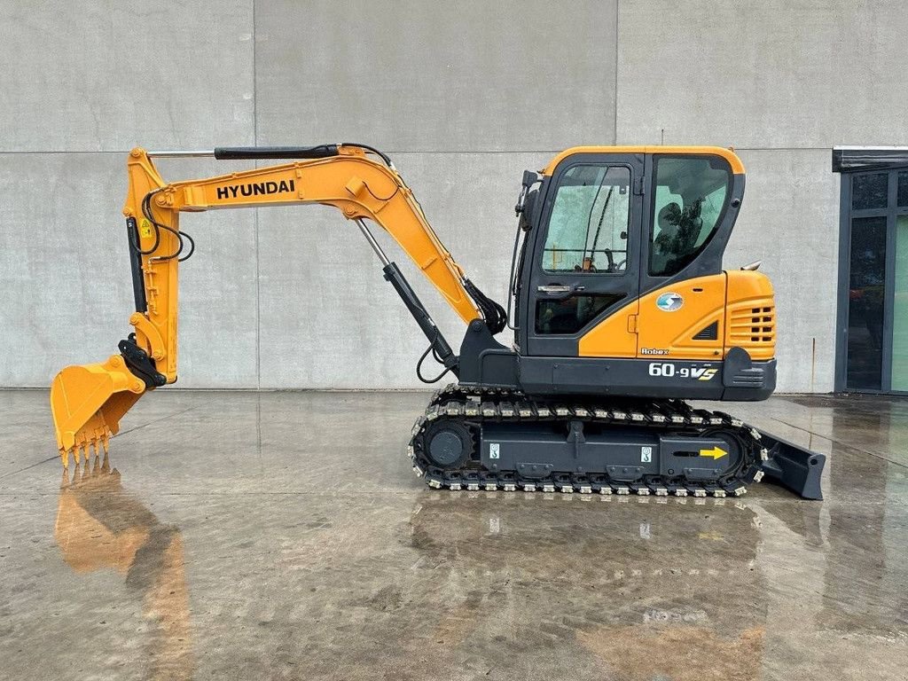 Kettenbagger tip Hyundai R60VS, Gebrauchtmaschine in Antwerpen (Poză 8)