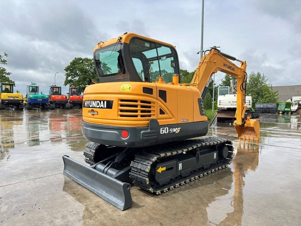 Kettenbagger tip Hyundai R60VS, Gebrauchtmaschine in Antwerpen (Poză 4)