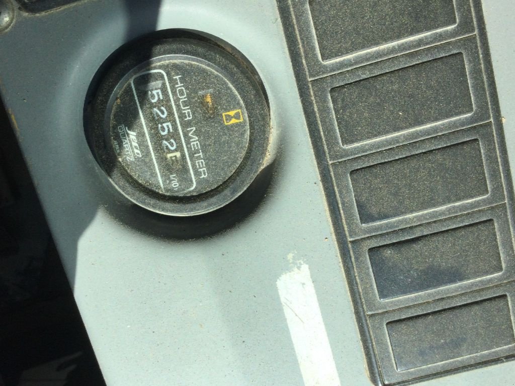 Kettenbagger типа Hyundai ROBEX 320 NLC3, Gebrauchtmaschine в L'ISLE JOURDAIN (Фотография 6)