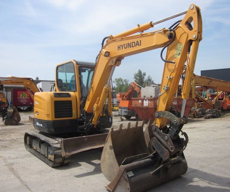 Kettenbagger of the type Hyundai ROBEX 60 CR-9A, Gebrauchtmaschine in CHAPONOST (Picture 6)