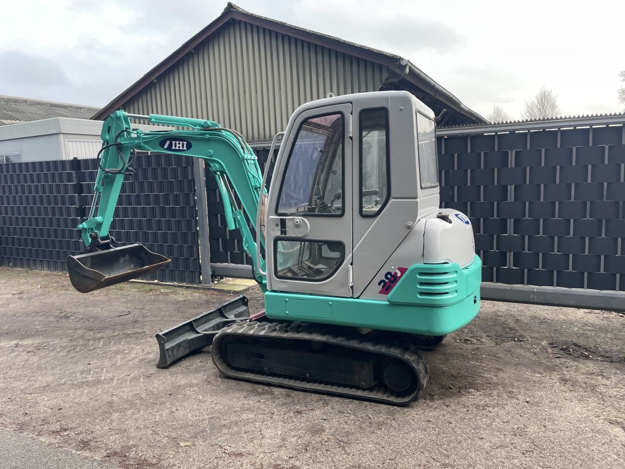 Kettenbagger a típus IHI 28j, Gebrauchtmaschine ekkor: Veessen (Kép 3)