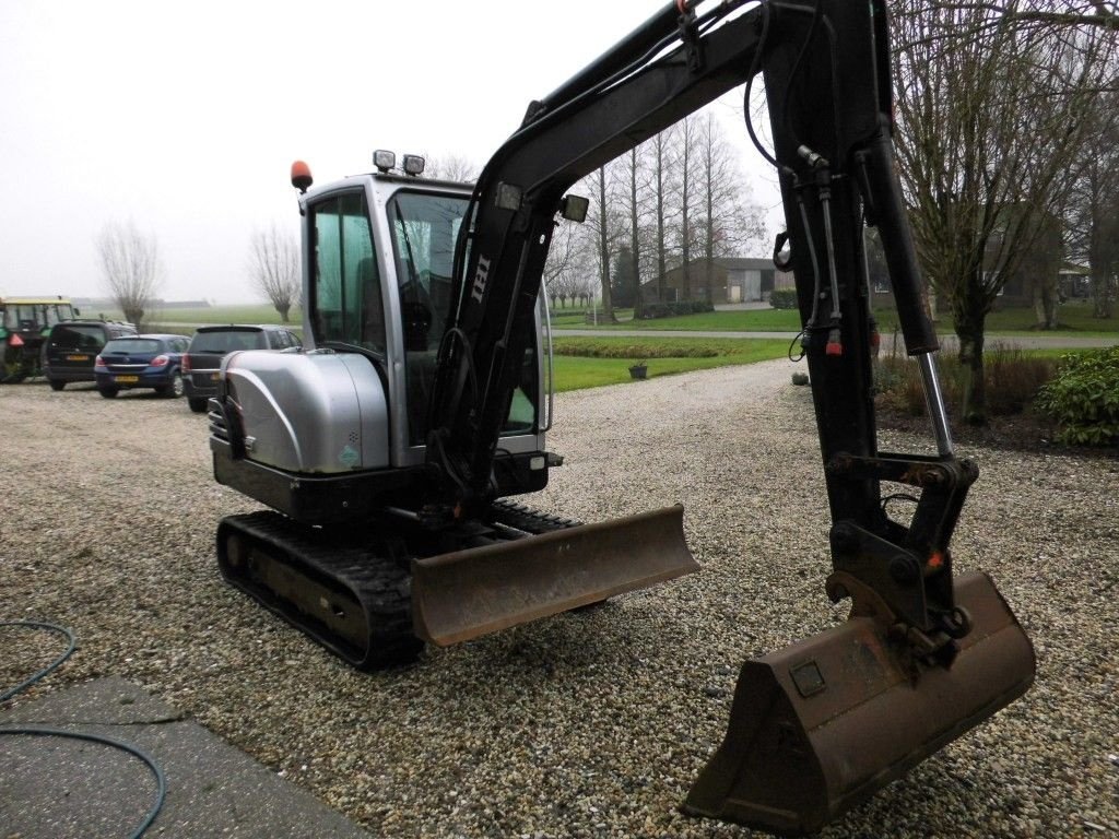 Kettenbagger del tipo IHI 35 n3, Gebrauchtmaschine In Streefkerk (Immagine 2)