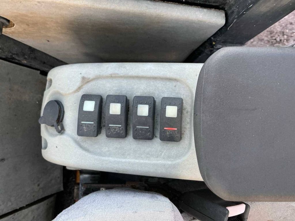 Kettenbagger a típus JCB 803, Gebrauchtmaschine ekkor: Antwerpen (Kép 11)