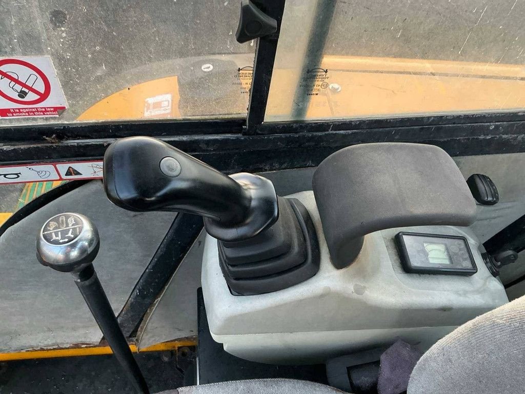 Kettenbagger a típus JCB 803, Gebrauchtmaschine ekkor: Antwerpen (Kép 7)