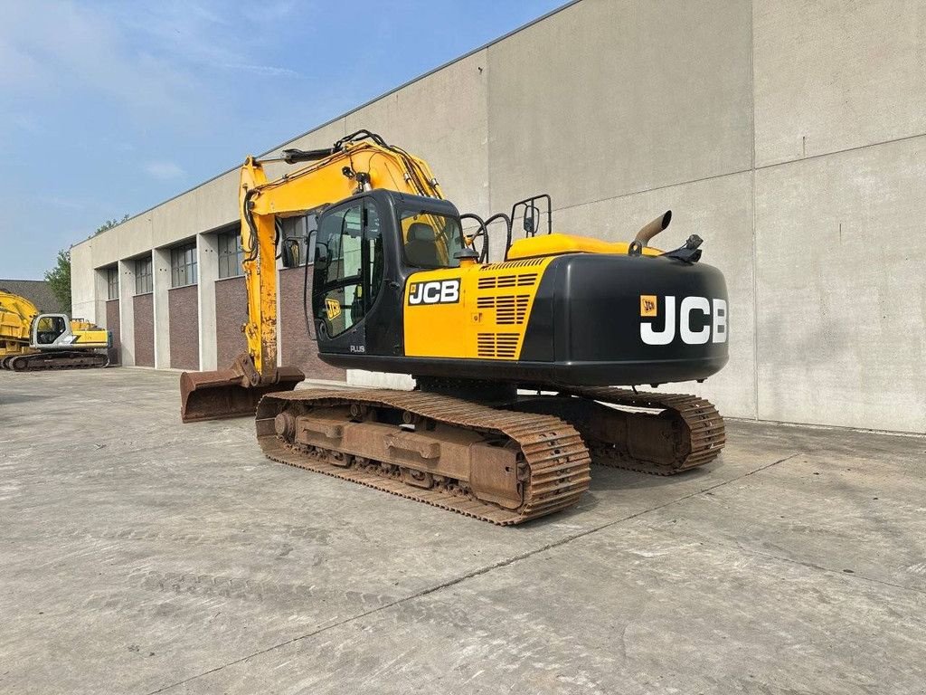 Kettenbagger vrste JCB JS 220 LC, Gebrauchtmaschine v Antwerpen (Slika 7)