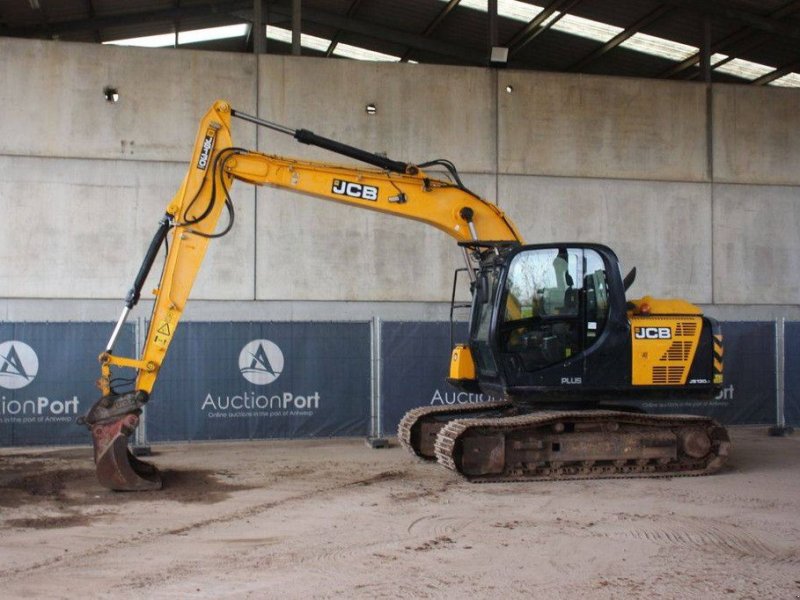 Kettenbagger du type JCB JS130LC 4F, Gebrauchtmaschine en Antwerpen (Photo 1)
