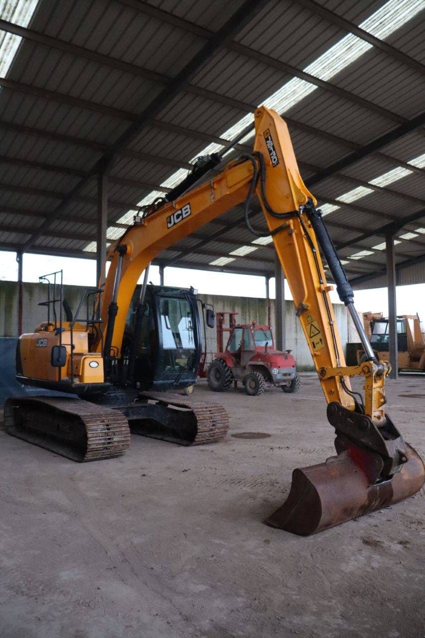 Kettenbagger του τύπου JCB JS130LC, Gebrauchtmaschine σε Antwerpen (Φωτογραφία 8)