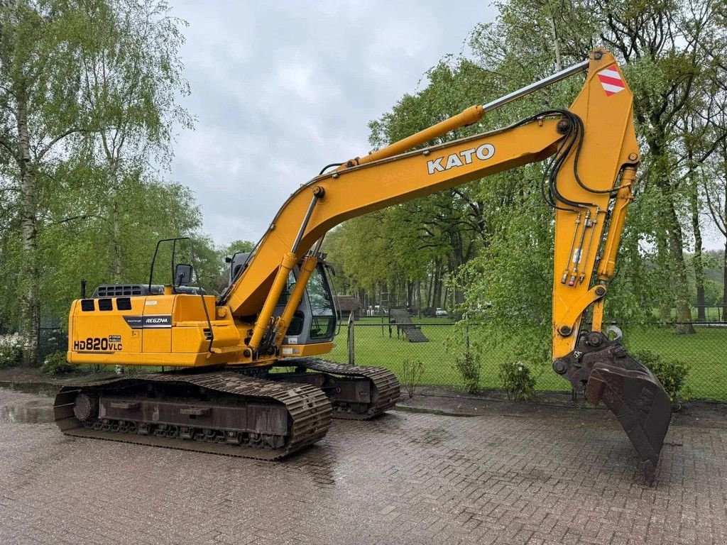 Kettenbagger van het type Kato HD820vlc Rupskraan, Gebrauchtmaschine in Harskamp (Foto 3)