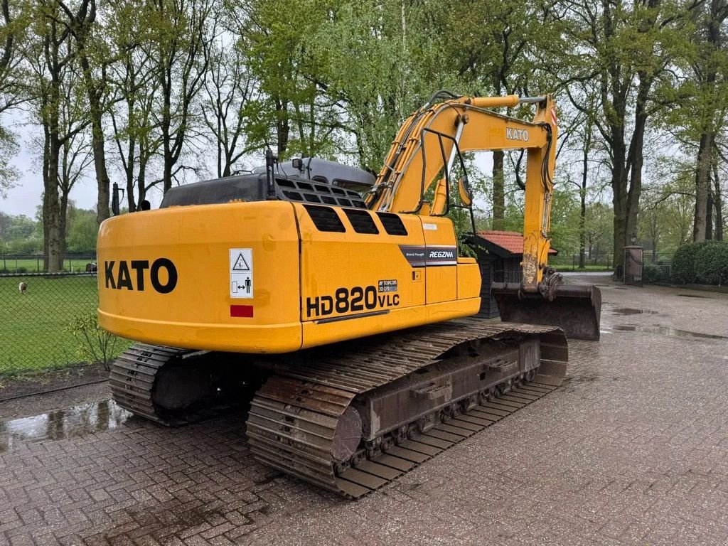 Kettenbagger van het type Kato HD820vlc Rupskraan, Gebrauchtmaschine in Harskamp (Foto 7)