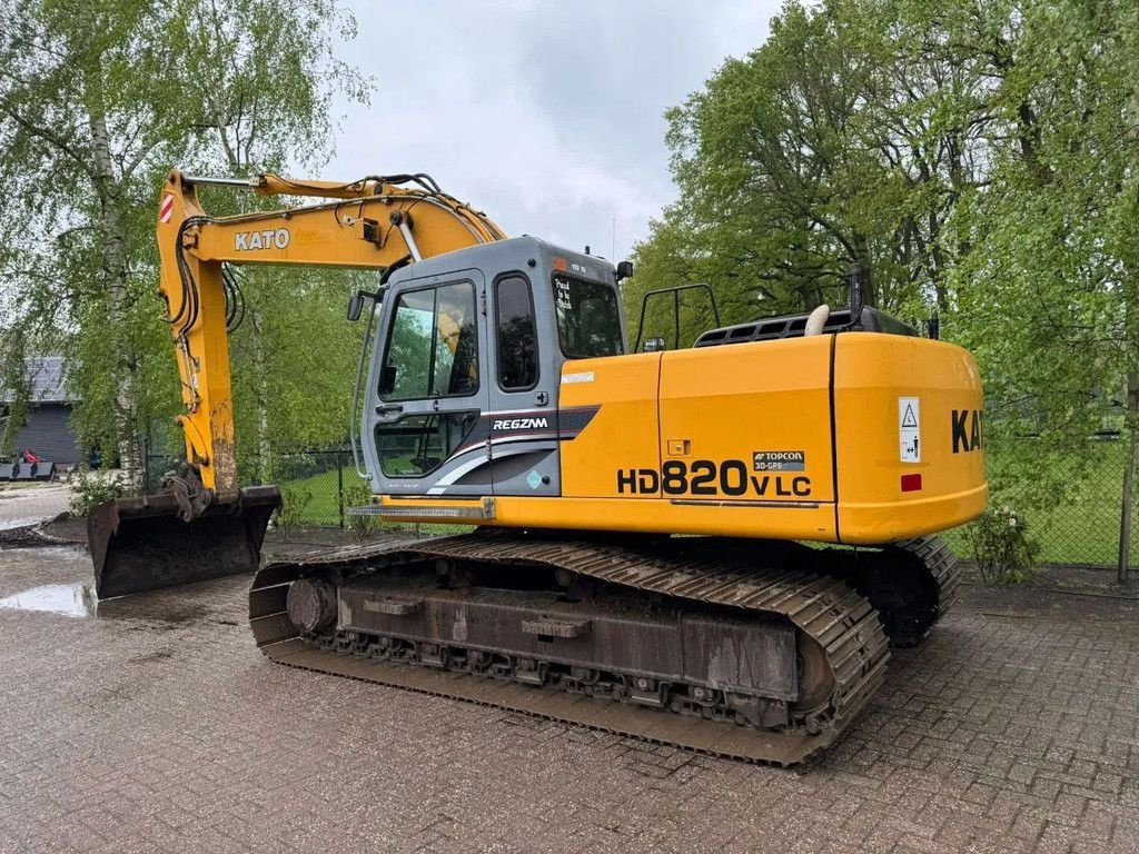 Kettenbagger van het type Kato HD820vlc Rupskraan, Gebrauchtmaschine in Harskamp (Foto 5)