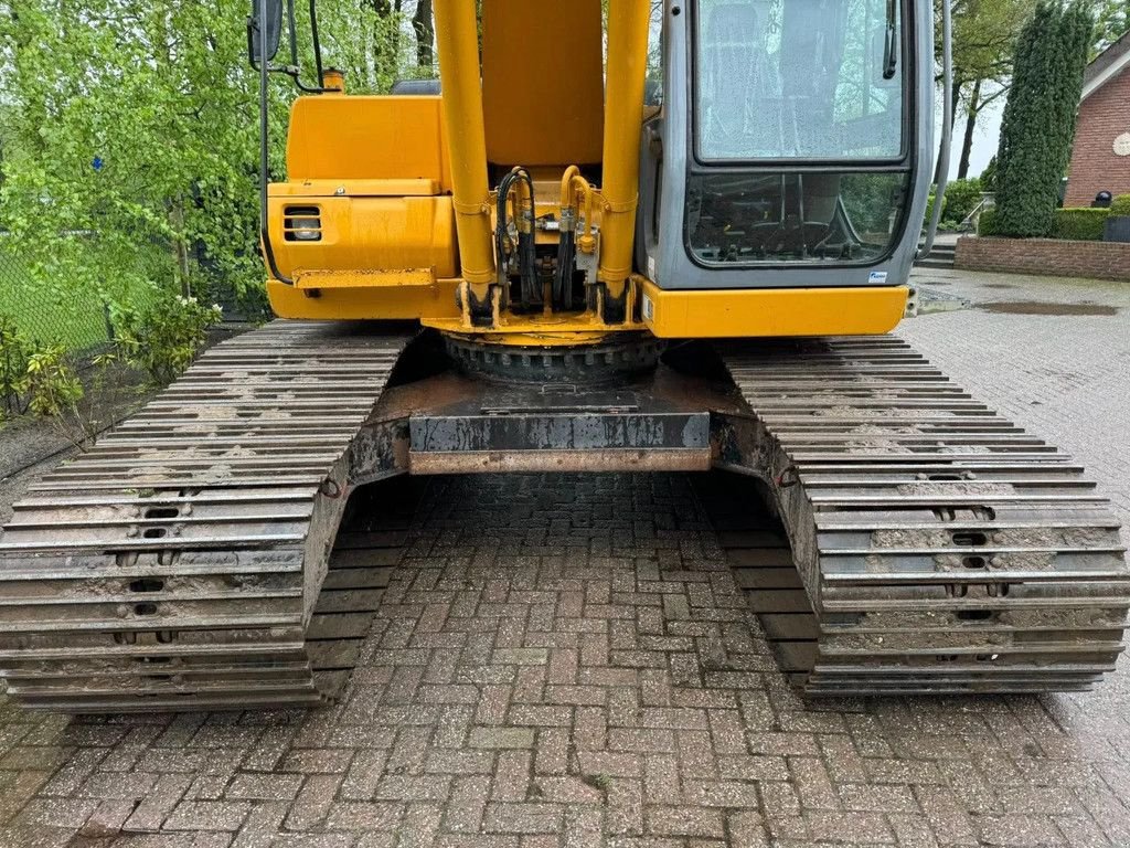 Kettenbagger van het type Kato HD820vlc Rupskraan, Gebrauchtmaschine in Harskamp (Foto 9)