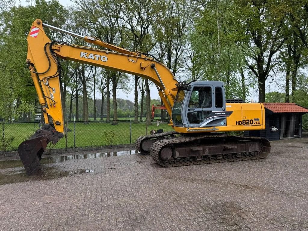 Kettenbagger van het type Kato HD820vlc Rupskraan, Gebrauchtmaschine in Harskamp (Foto 1)