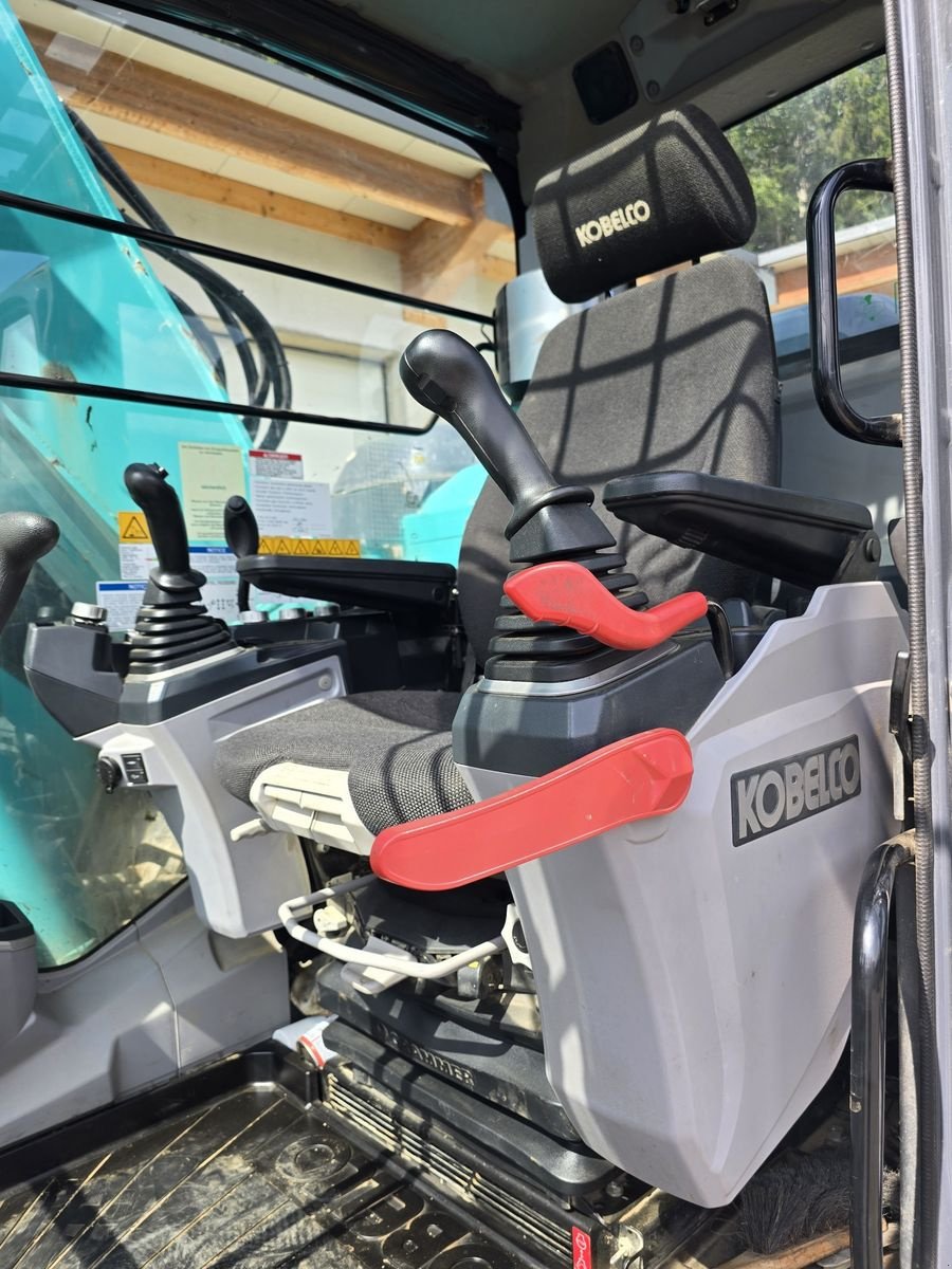 Kettenbagger des Typs Kobelco SK140SRLC-7, Gebrauchtmaschine in Gabersdorf (Bild 11)