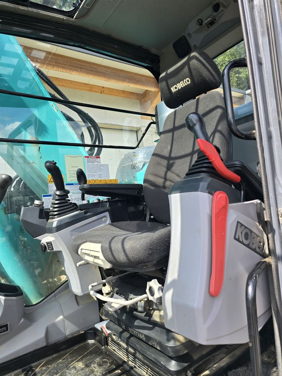 Kettenbagger des Typs Kobelco SK140SRLC-7, Gebrauchtmaschine in Gabersdorf (Bild 9)