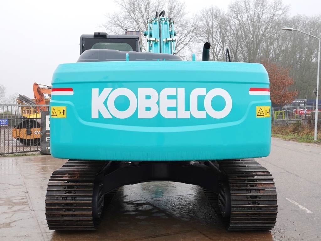 Kettenbagger van het type Kobelco SK220XDLC-10 - Extreme Duty / NEW / UNUSED, Gebrauchtmaschine in Veldhoven (Foto 4)