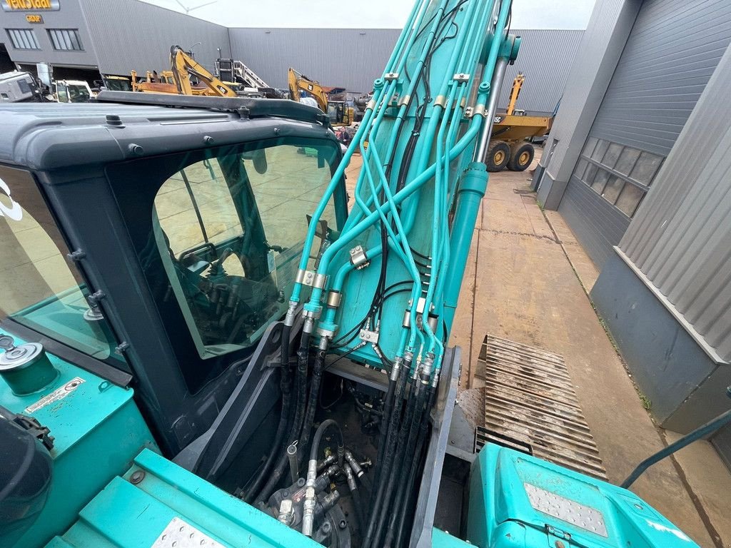 Kettenbagger des Typs Kobelco SK300LC-10E, Gebrauchtmaschine in Velddriel (Bild 11)