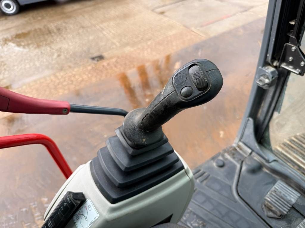 Kettenbagger от тип Kobelco SK300NLC-10 - Automatic Greasing / Quick Coupler, Gebrauchtmaschine в Veldhoven (Снимка 11)