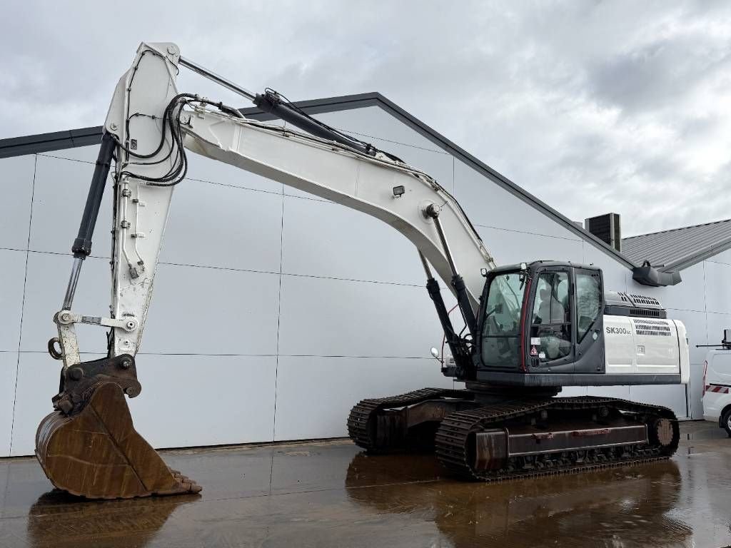 Kettenbagger от тип Kobelco SK300NLC-10 - Automatic Greasing / Quick Coupler, Gebrauchtmaschine в Veldhoven (Снимка 2)